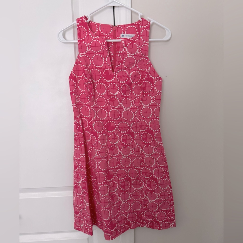 Southern Tide Womens Dress Pink Sand Dollar Pattern. SLEEVELESS